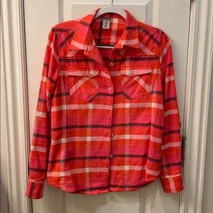Ladies Flannel Long Sleeve Button Down Shirt.